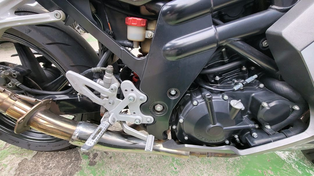 코멧650RC 17년 650cc 미들급바이크 중고오토바이 이미지