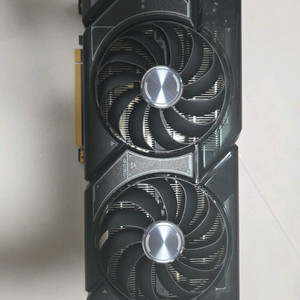 RTX 4070 SUPER 그래픽카드 이미지