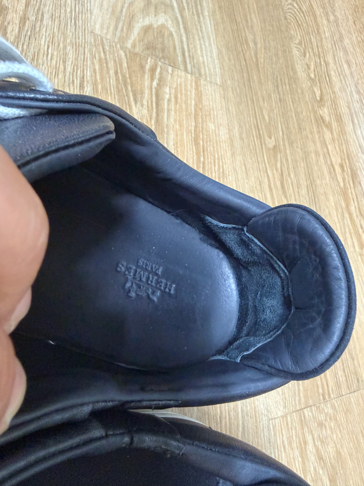HERMES 에르메스 블랙 레더 가죽 스니커즈 운동화 44 국내 280 이미지