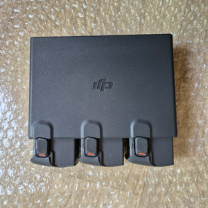 DJI 아바타2 배터리 3개 및 충전허브 이미지
