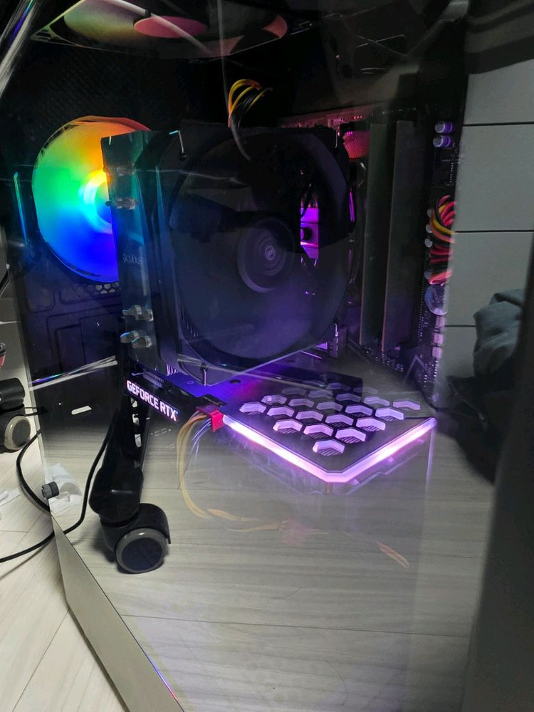 라이젠5 5600X RTX3060TI 본체 팝니다 이미지