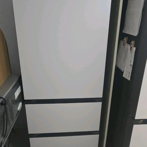 LG 오브제컬렉션 김치냉장고 모델 Z334GBB161 이미지