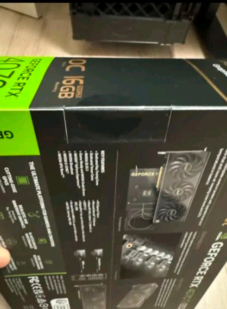 [미개봉] ASUS - ProArt RTX 4070 Ti SUPER 이미지