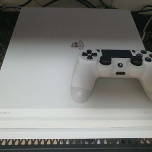 플레이스테이션4 프로 ps4 플스4 이미지