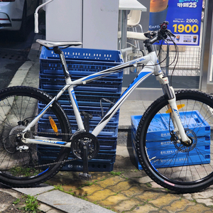 자이언트 레벨 MTB 자전거 팝니다 이미지