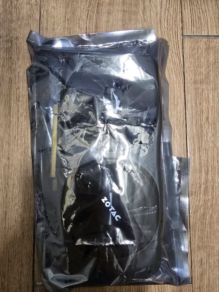 조탁 rtx 4070 엣지 트윈 OC 이미지