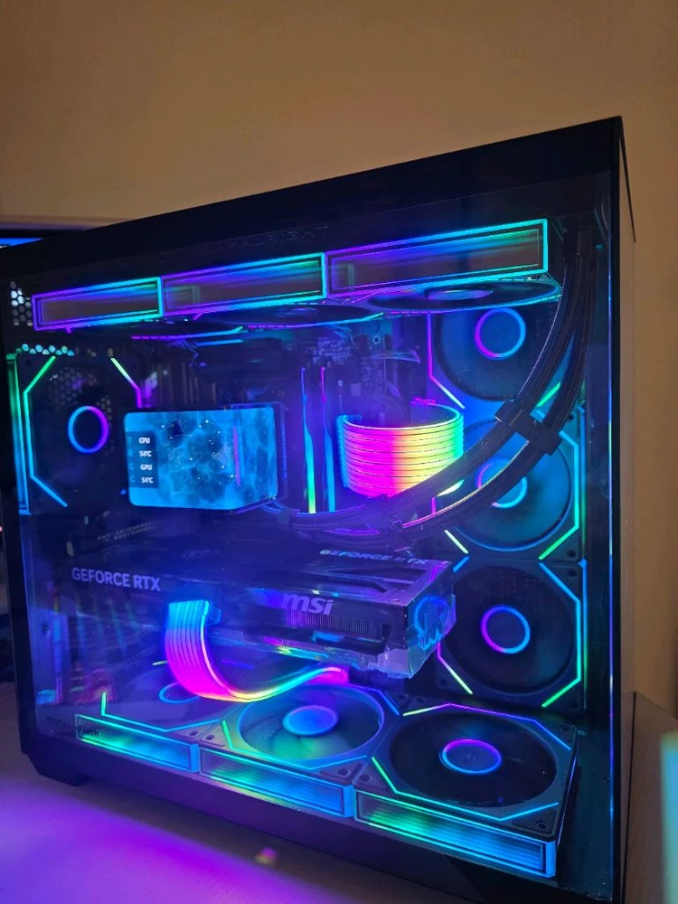 라이젠7 9800X3D RTX5080 감성본체 급매 이미지