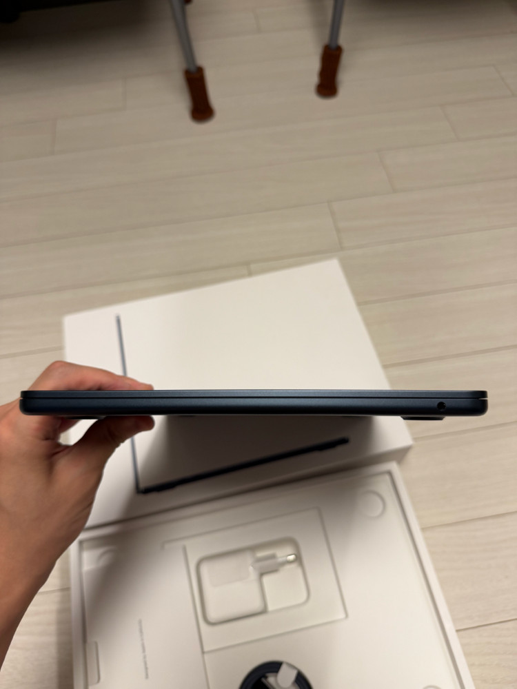 S급 ) 맥북 에어 M3 13인치 16gb 512ssd 미드나이트 애케플 이미지