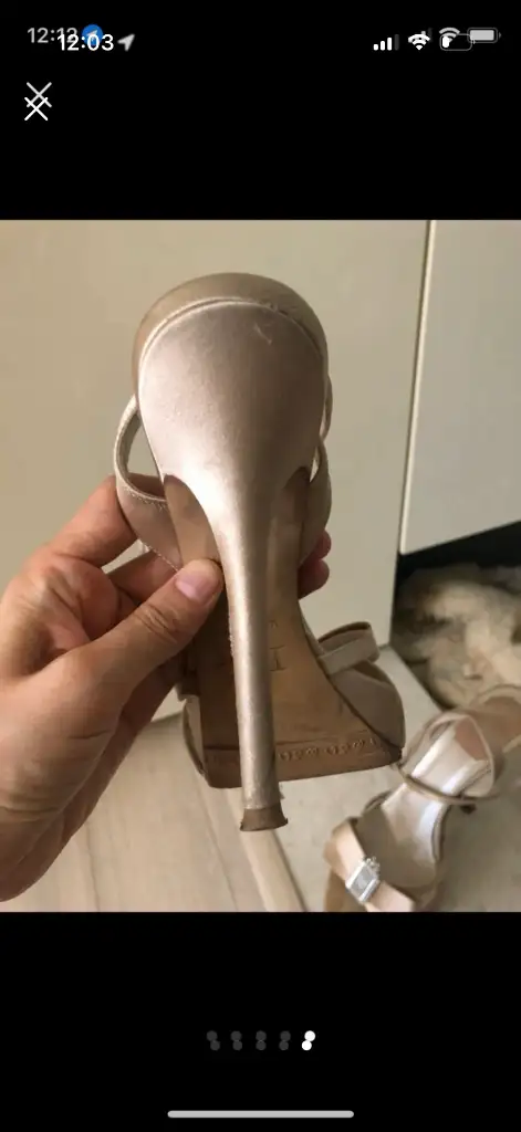 디올 샌들 이미지