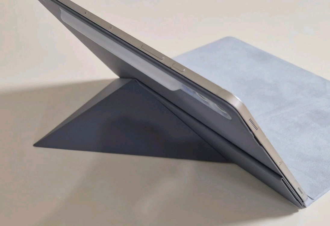 갤럭시탭 S10 플러스 5G 실버 풀박스 이미지