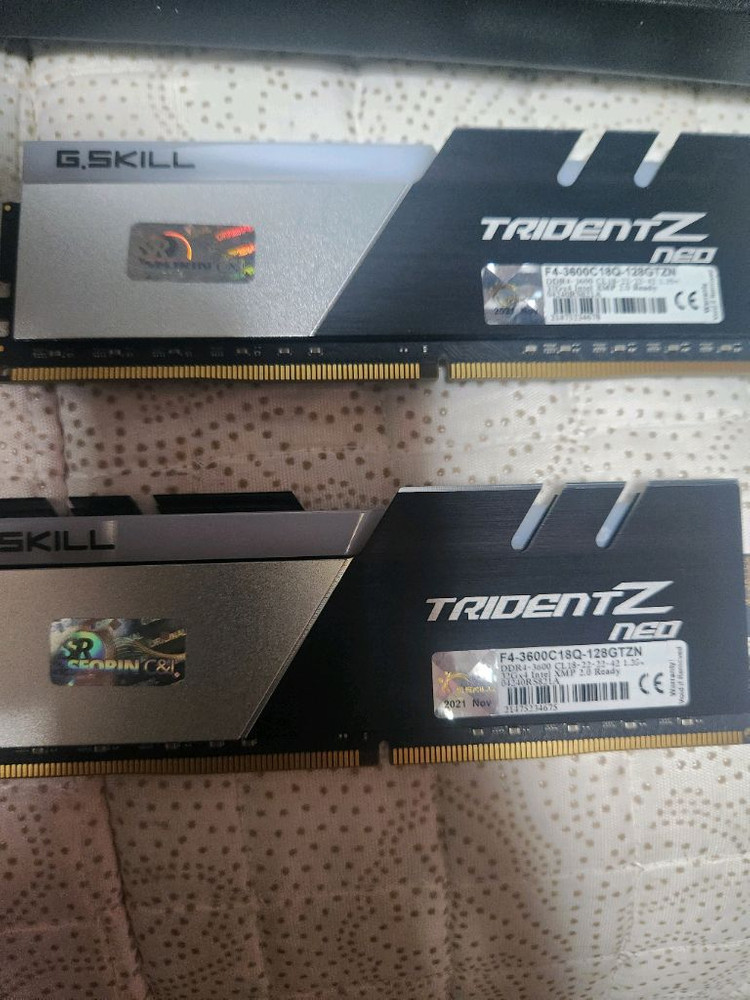 gskill ddr4 3600 cl18 32x4 128gb 이미지