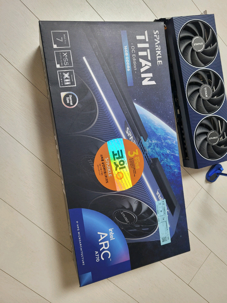 스파클 TITAN Arc A770 16GB 그래픽카드 인텔 타이탄 이미지