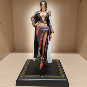 원피스 보아핸콕 피규어 판매합니다 이미지