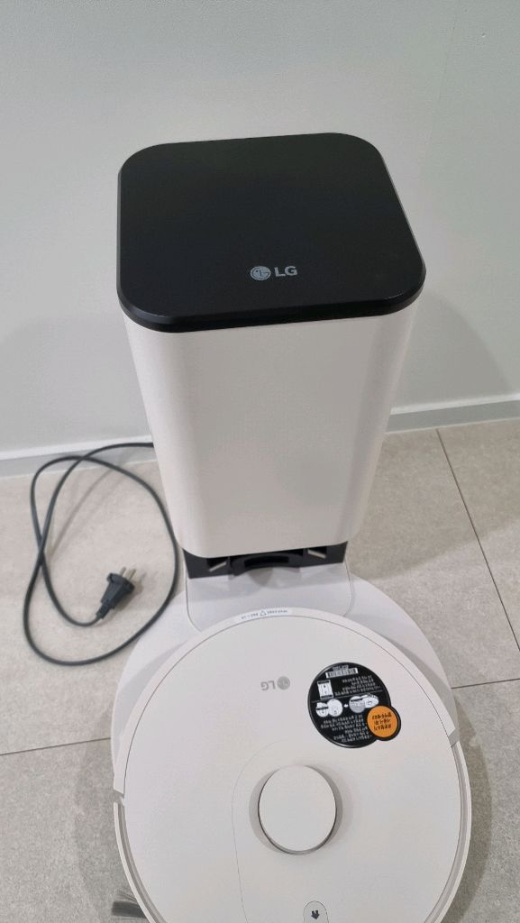 LG 로봇청소기 R5 특A급 판매해요 이미지