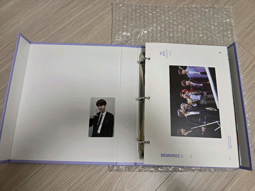 방탄소년단 메모리즈 2018 DVD /슈가 포카,고양이 스티커/새제품 이미지