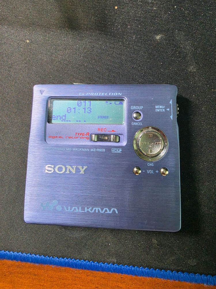 소니 MD MZ-R909 팝니다. 이미지