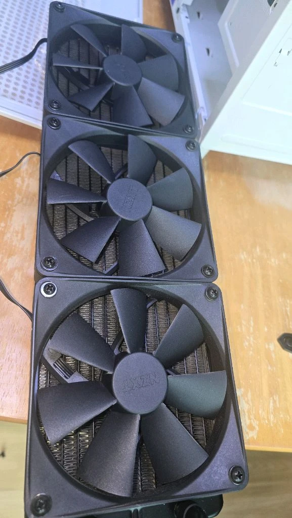 NZXT KRAKEN 360 일반 블랙 버전 판매.대장급 이미지