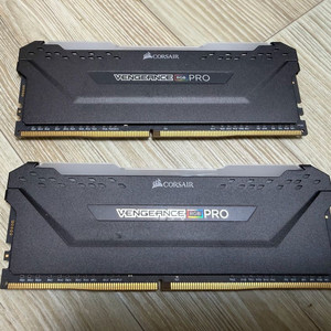 커세어램 CORSAIR VENGEANCE RGB PRO \ DDR4 PC 3600 32GB (16GB x 2) 이미지