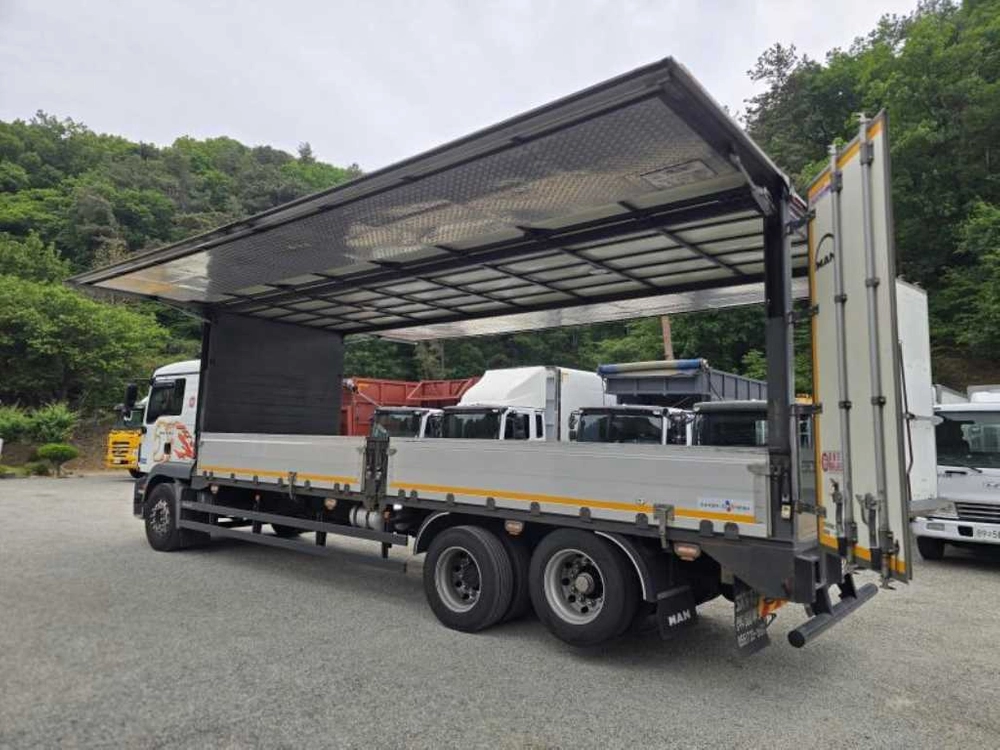 만트럭 9.5톤 윙바디 8m10 오토미션 이미지