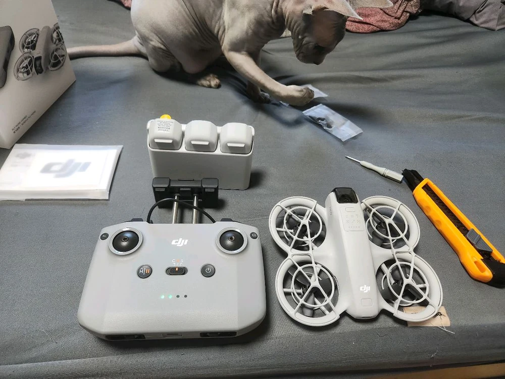 <급매>dji neo 플라이모어 풀셋 (신품) 이미지