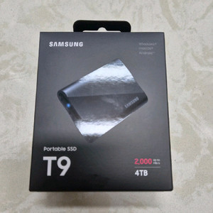 삼성 SSD 포터블 T9 4TB 미개봉 판매합니다 이미지