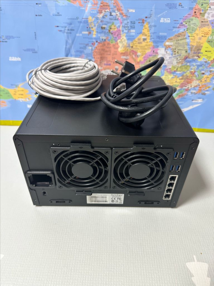 시놀로지 나스 DS1515+ (HDD 15TB포함) 이미지