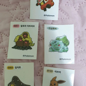포켓몬 띠부실 5개에 5천원 이미지