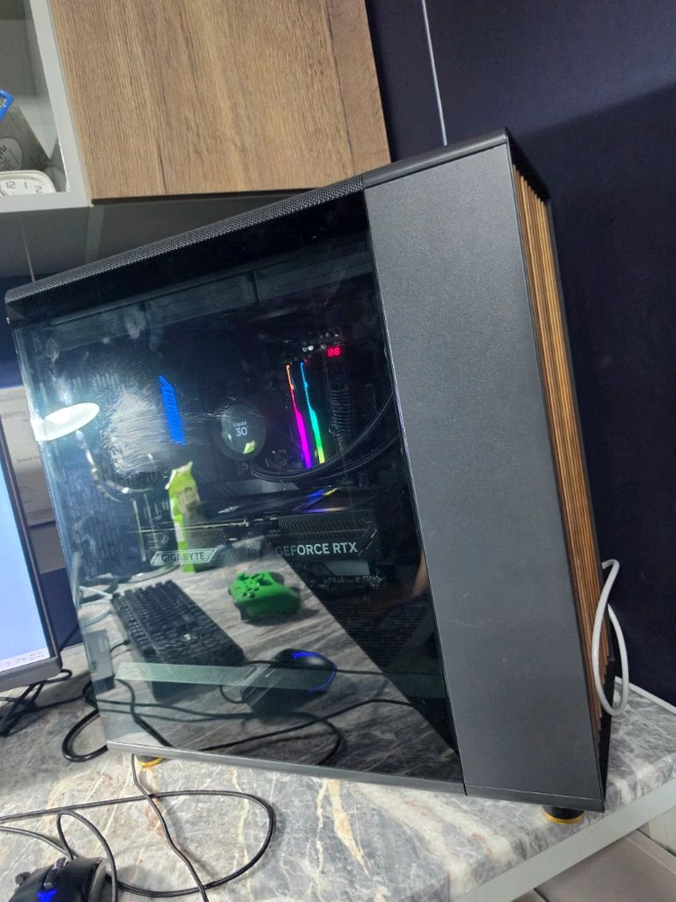 하이엔드 PC 5080 / 9800x3d / G skill 렘 이미지