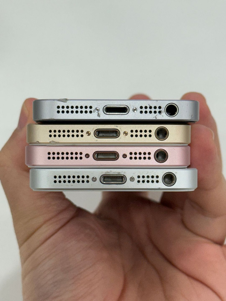 아이폰SE1 16GB 전색상 감성폰 판매합니다! 이미지