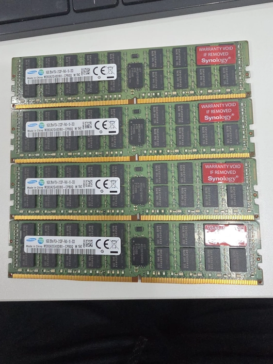 (시놀로지 정품) DDR4 RDIMM 16GB x 4개 = 64GB 팝니다. 이미지