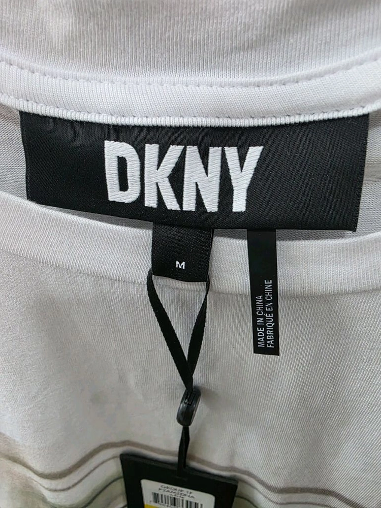 DKNY 여성 반팔 이미지