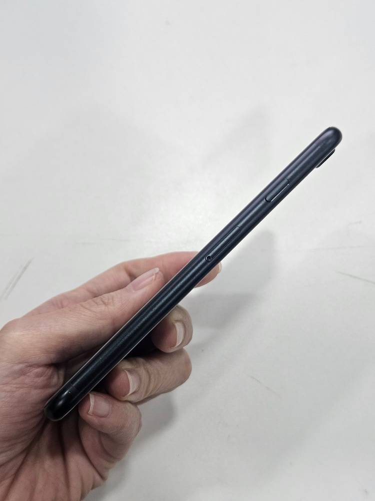 아이폰SE3 64GB 블랙 이미지
