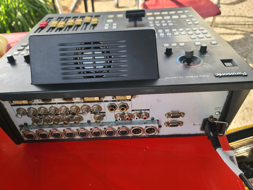 파나소닉 AG-HMX100 전문용 오디오 인터페이스 이미지