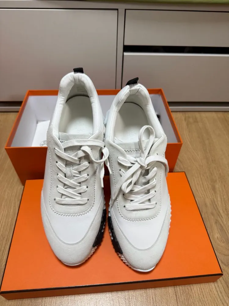 (단순 착용) 에르메스 바운싱 카프스킨 43사이즈 이미지