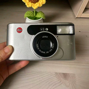 라이카 C1 실버 필름 카메라 이미지