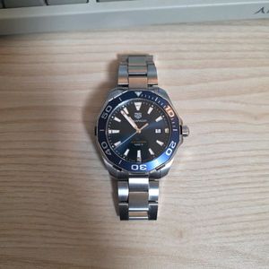 태그호이어 아쿠아레이서 300m 쿼츠 블루 다이얼 43mm 이미지