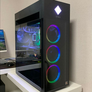 7950x3d rtx 3090ti 게이밍 컴퓨터 본체 이미지
