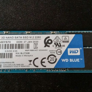 m.2 ssd 256GB 와 외장케이스 이미지