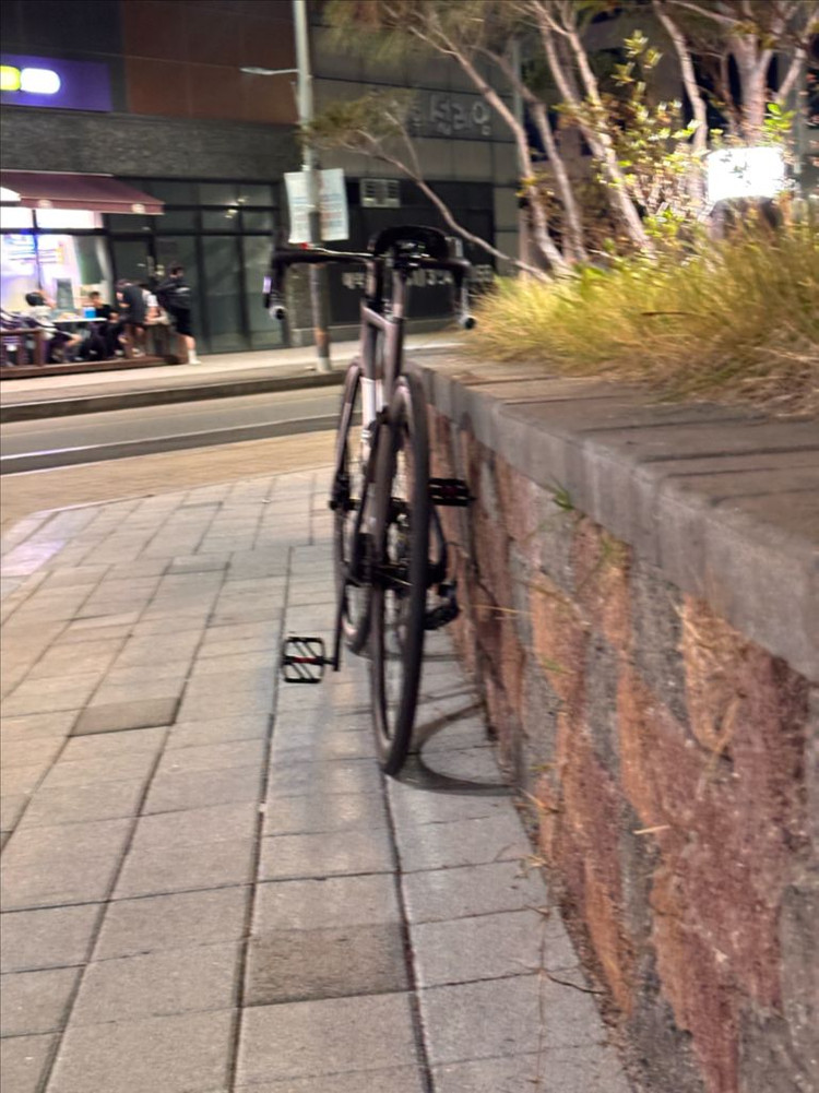 자바 푸오코 풀카본 로드 자전거 이미지