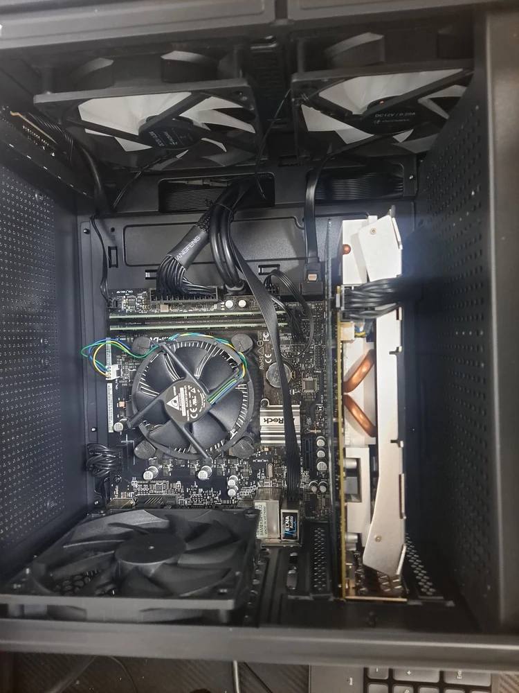 가성비 pc 본체(i5-9400f gtx1660Super) 이미지