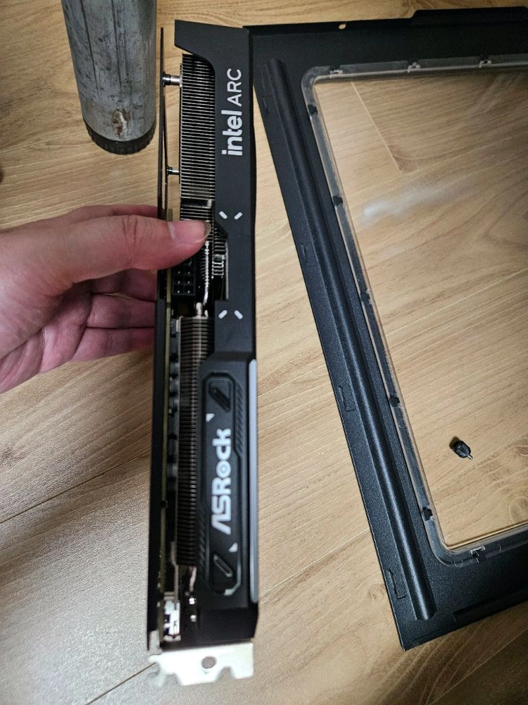 ASRock Arc B580 CHALLENGER OC D6 12GB 판매합니다. 이미지