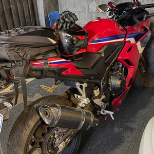 24년식 CBR500R 9,8xx km 판매합니다 이미지