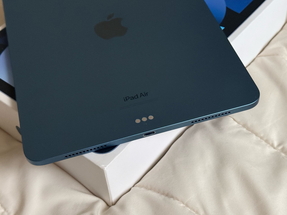 아이패드 에어5 판매! M1칩 256GB wifi S급 블루색상 이미지