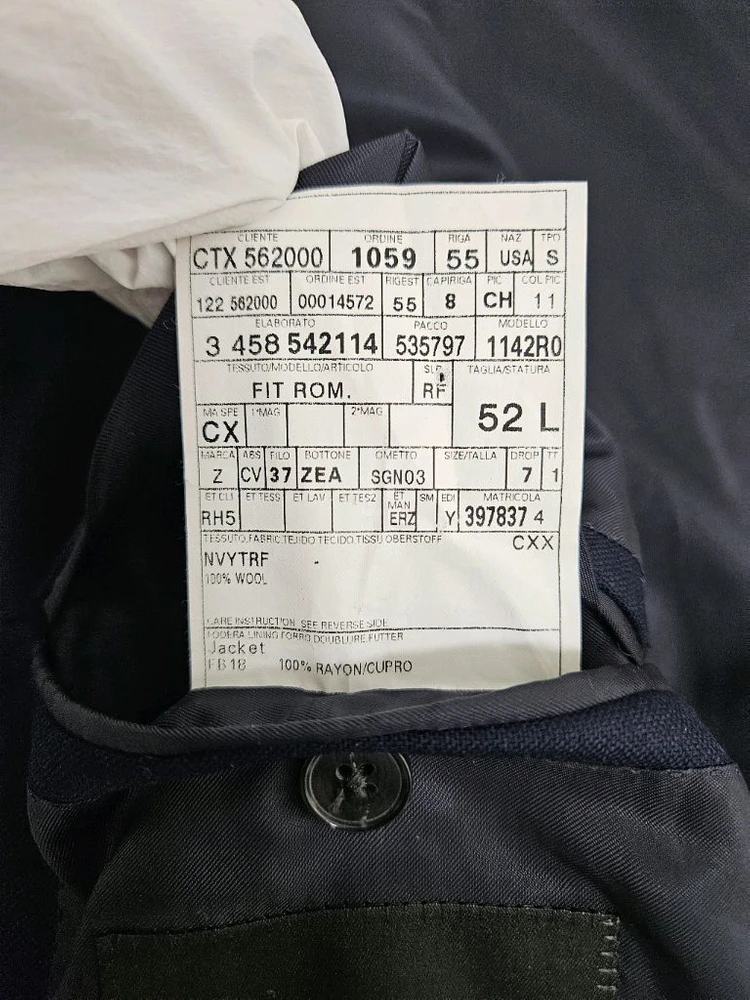 에르메네질도 제냐 네이비 울 블레이저 [ 로로피아나 쿠치넬리 톰포드 에르메스 키톤 디올 루이비통 ] 이미지