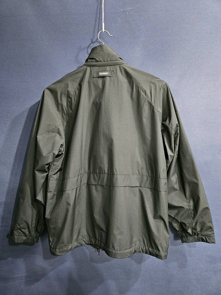 커버낫 블랙 남성 세미오버핏 100 바람막이 자켓 이미지