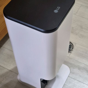 lg 코드제로 로봇청소기 r5 이미지