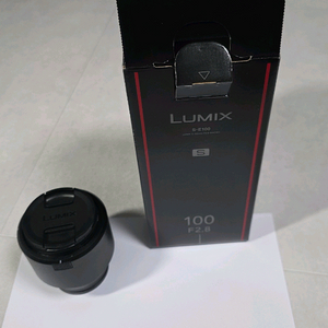 파나소닉 100mm F2.8 단렌즈 이미지