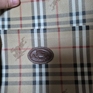 저렴 약간네고o택포가 하자x 버버리 크로스백 체크패턴 말로고 정리 이미지