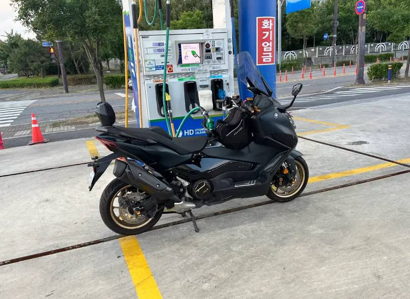 23년식 Tmax560 판매합니다 이미지