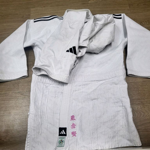 아디다스 160유도복 이미지